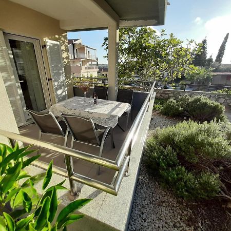 Apartments Puky Dreams Новалья Экстерьер фото