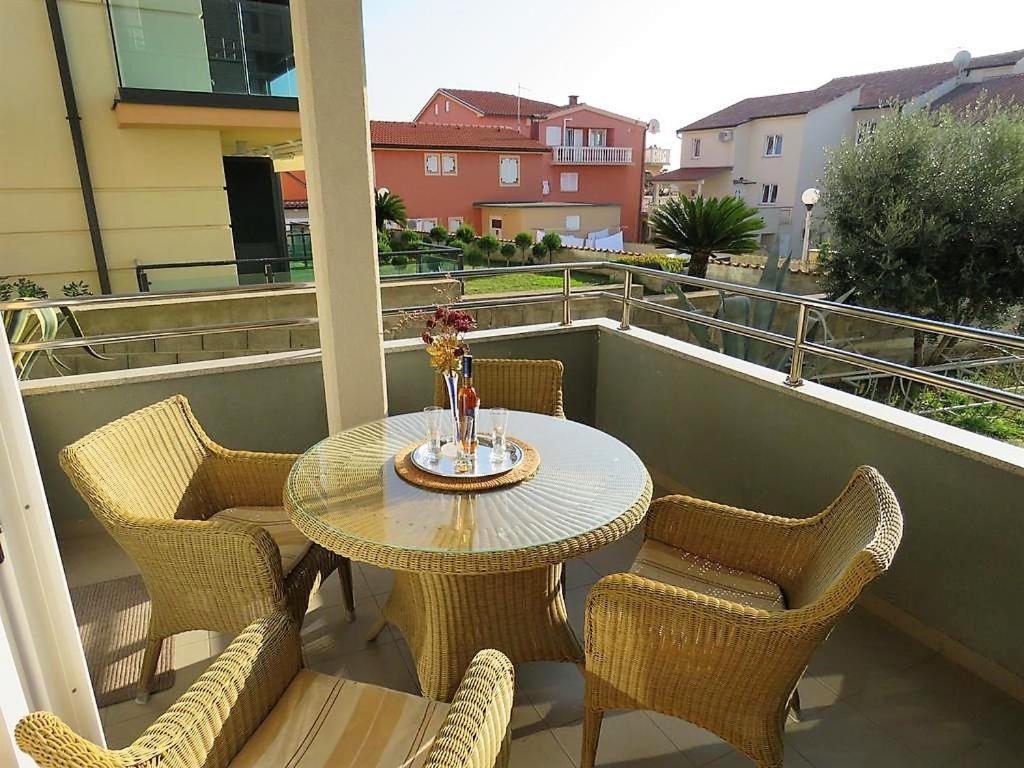 Apartments Puky Dreams Новалья Экстерьер фото